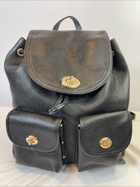 Coach G1861-37582 Turnlock Pocket Leather Backpack Black Pebbled Leather